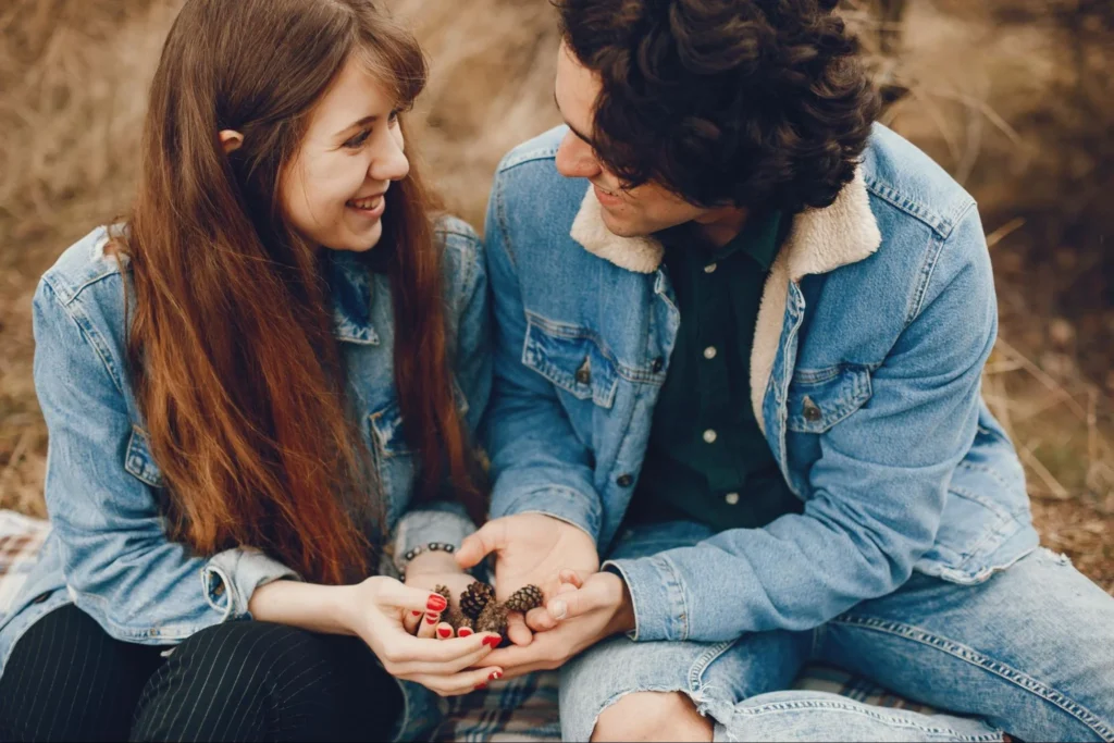 Astrologer explaining how birth chart analysis can help understand love challenges and relationship compatibility